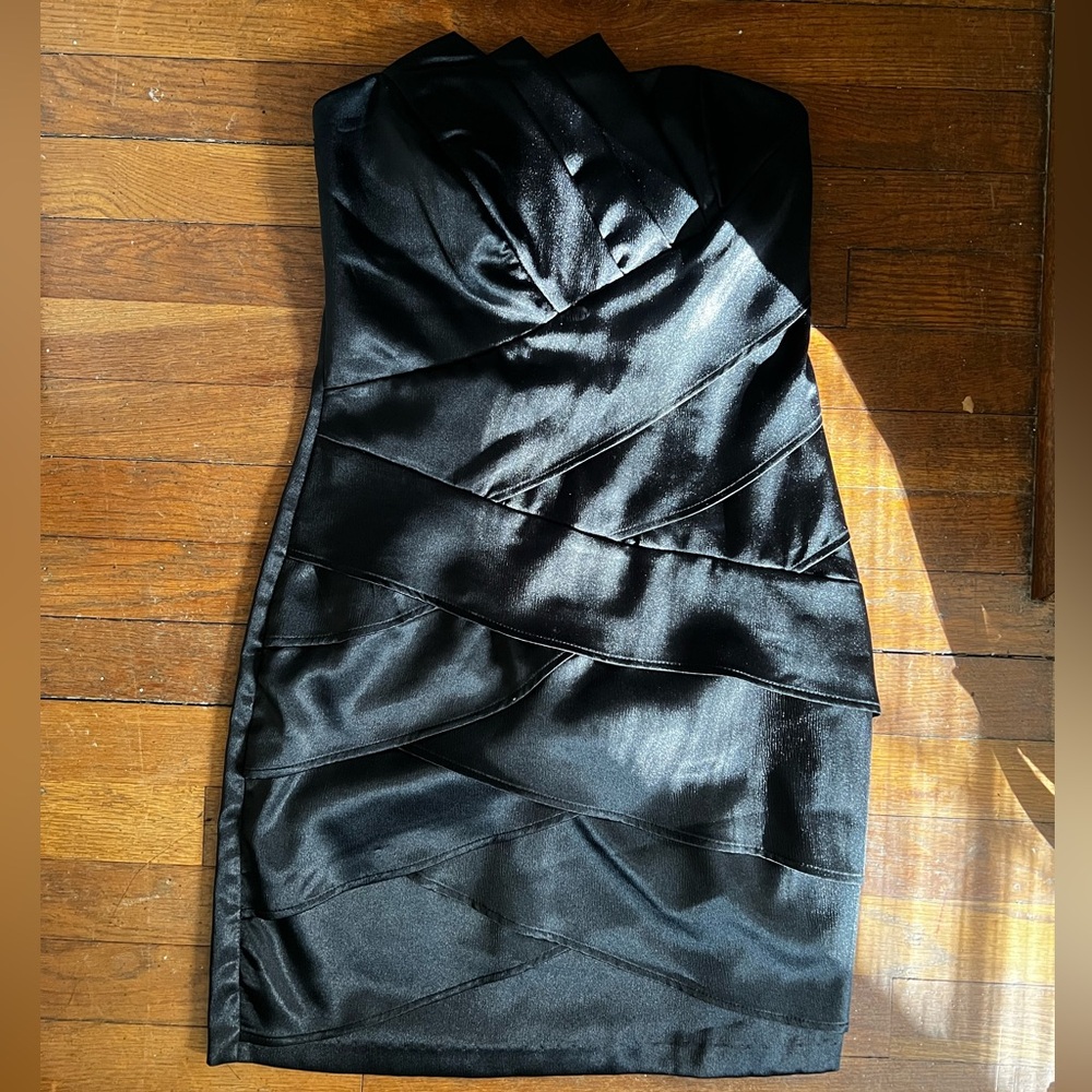 BCX Black Satin Strapless Cocktail Dress – Size 5
